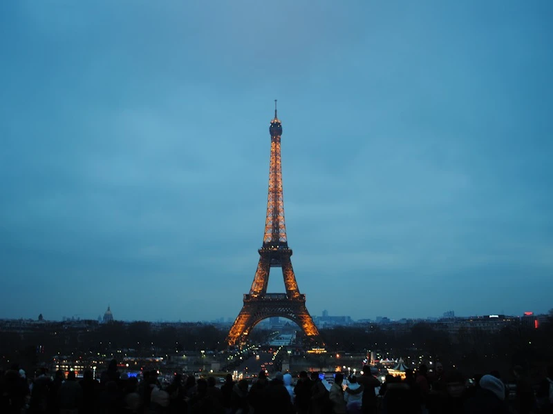 Эйфелева Башня в Париже.