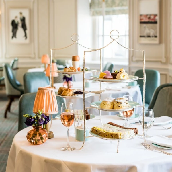 Интерьеры The Diamond Jubilee Tea Salon at Fortnum & Mason.